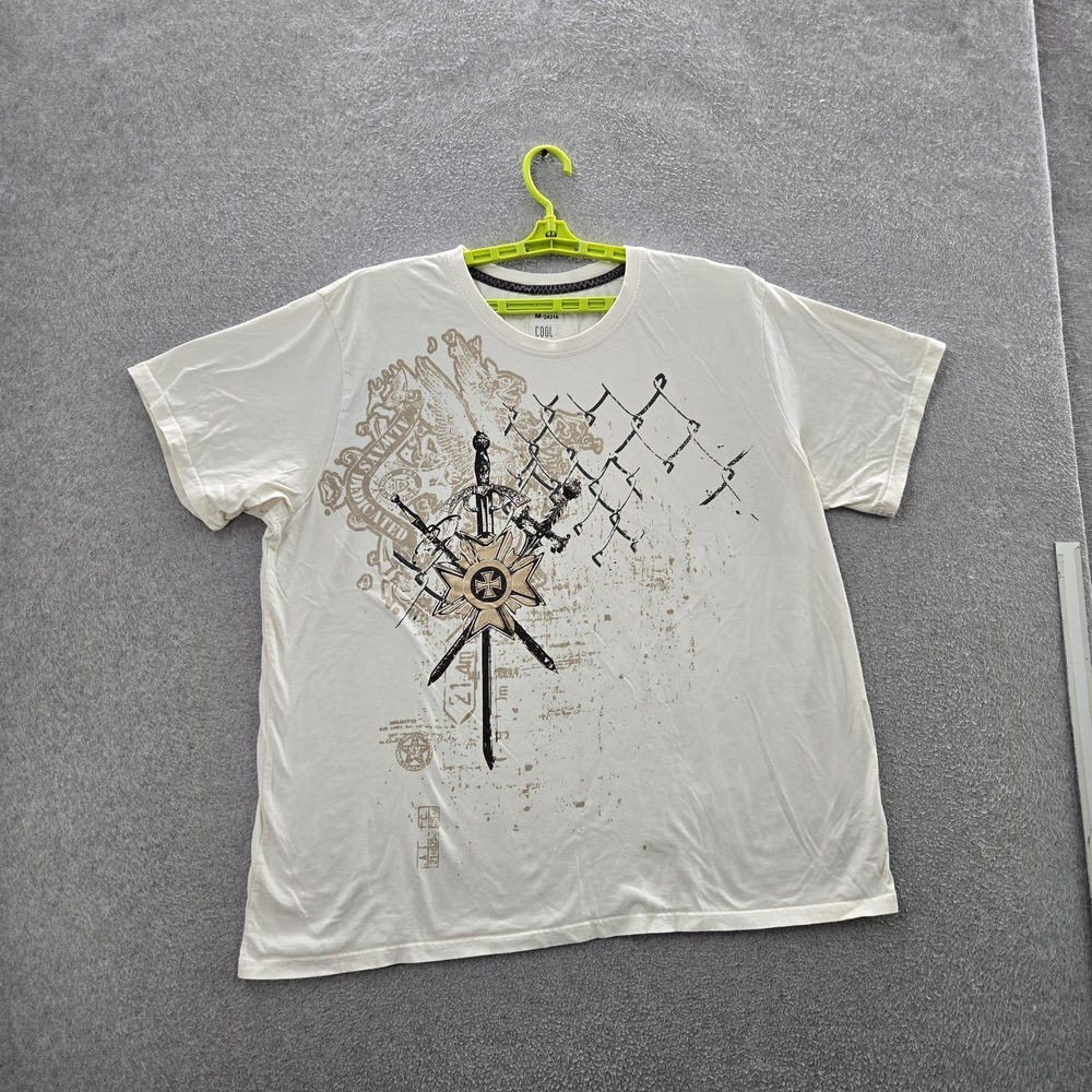 Cool Men Shirt XXL White Graphic Y2K Grunge Skate Sword Crest Print Short Sleeve